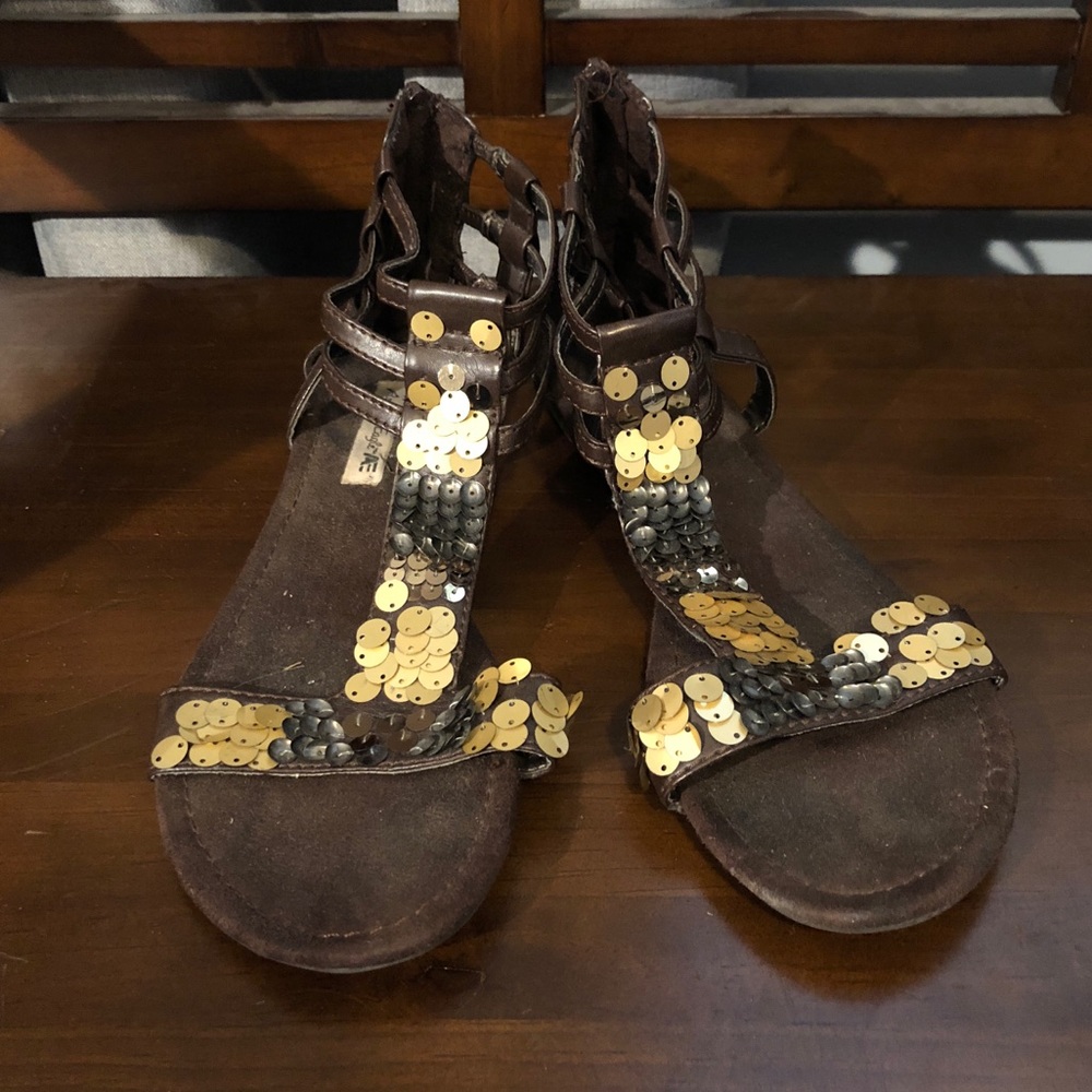 American Eagle Sandals